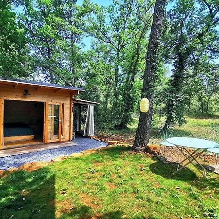 Cabanon Dans Un Ecrin De Verdure Callian (Var) Exterior foto